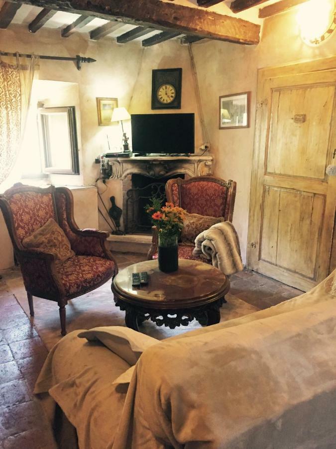 Il Priorato Bed & Breakfast Pescia Exterior photo
